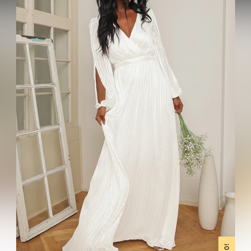 Lulu’s Divine Love White Striped Long Sleeve Maxi Dress